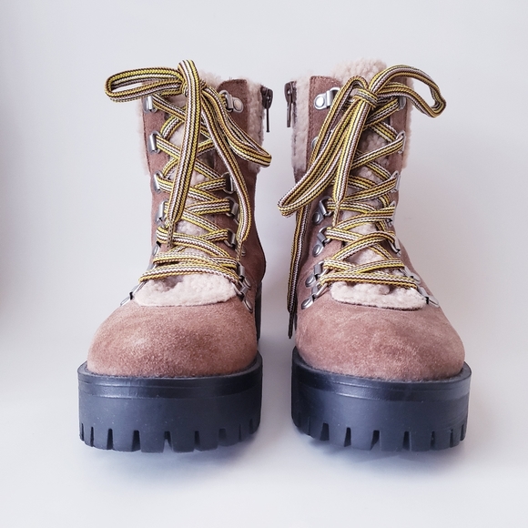 Steve Madden Aniko Lugg Sole Boots - Picture 4 of 11